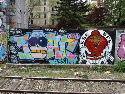 photo graffiti Paris 20eme arrondissement